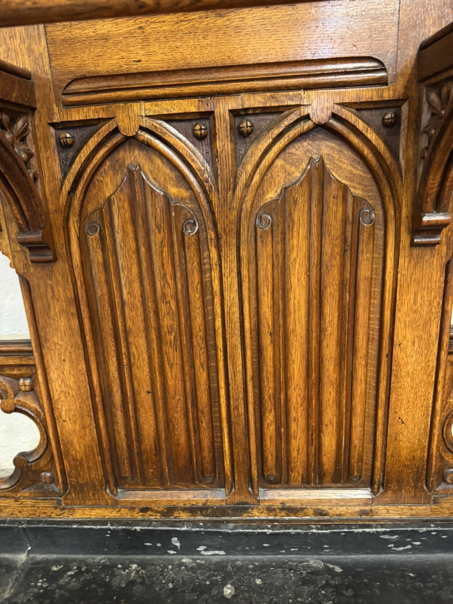 ENGLISH COUNTRY HOUSE ANTIQUE GOTHIC REVIVAL CARVED OAK HALLSTAND CIRCA 1885 - Image 10