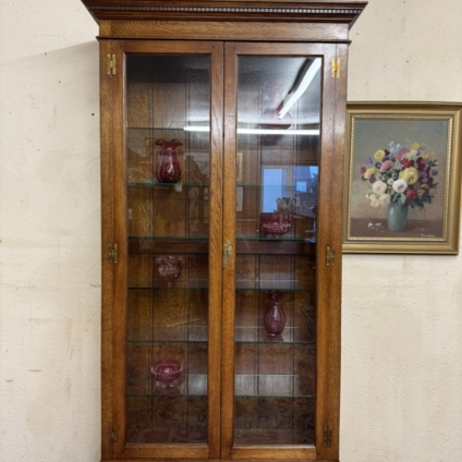 OUTSTANDING QUALITY OAK GLAZED DISPALY CABINET