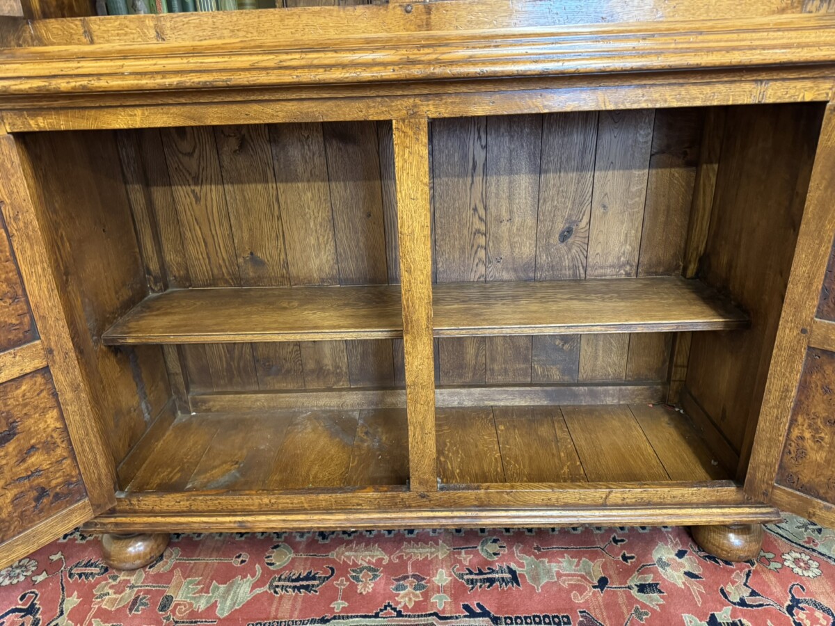OUTSTANDING QUALITY BURR OAK GLAZED BOOKCASE/CABINET - Image 10