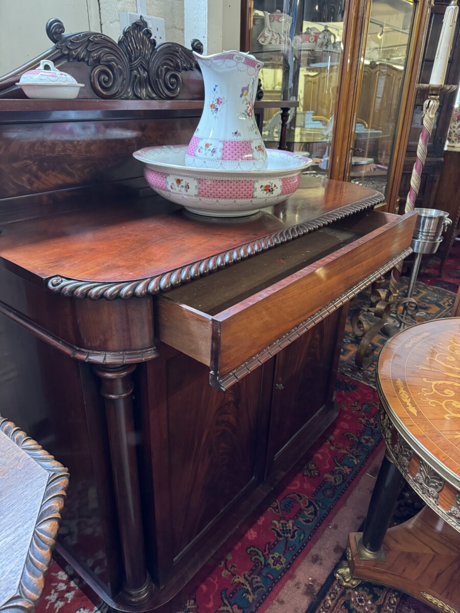 OUTSTANDING QUALITY ANTIQUE MAHOGANY SIDE CABINET CIRCA 1830 - Image 11