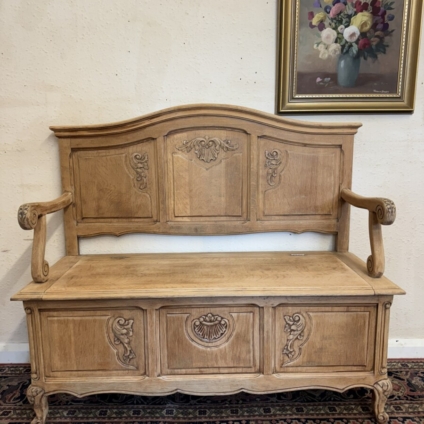 FRENCH CARVED RAW OAK SETTLE/BENCH