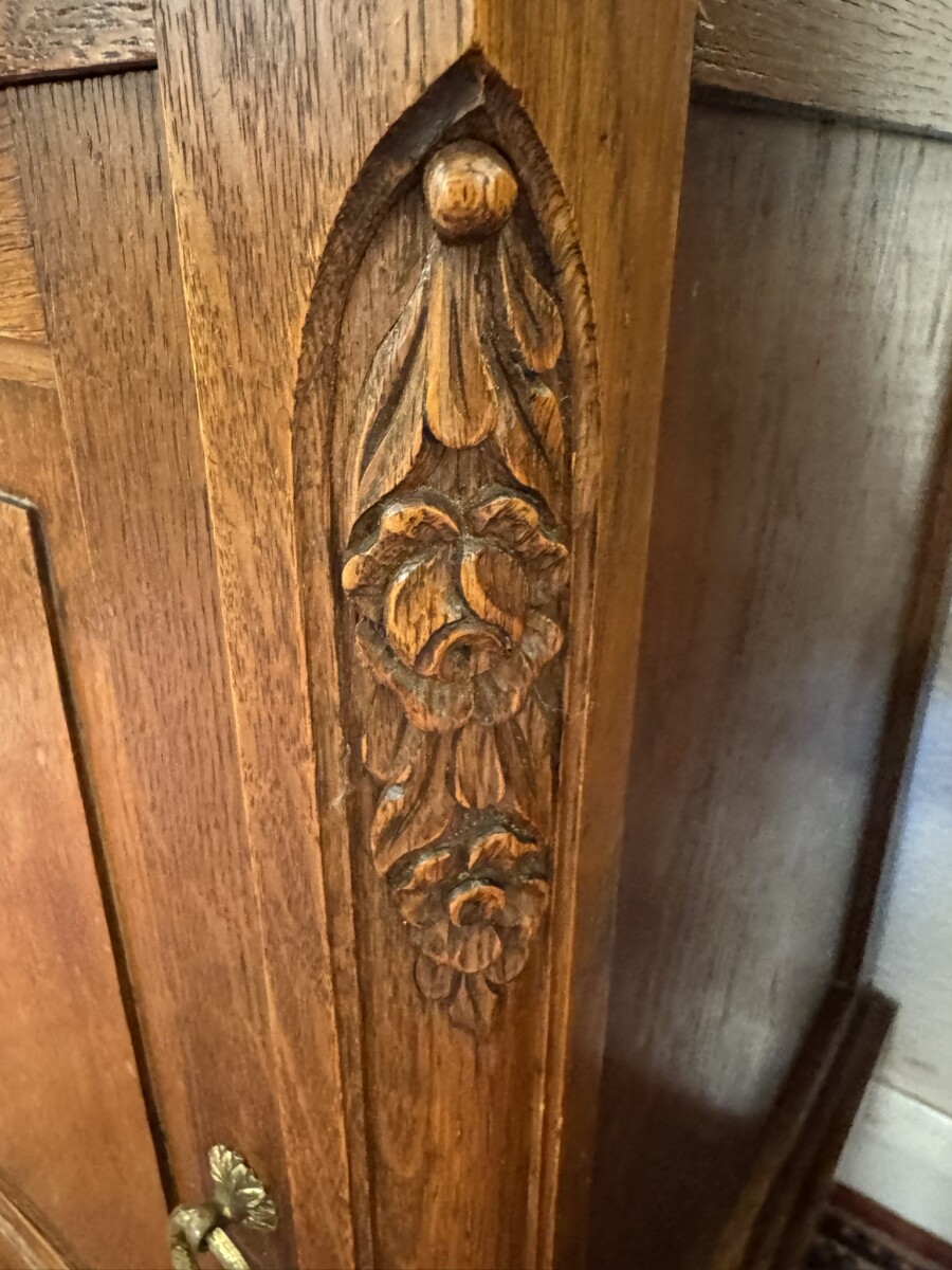 PAIR OF ANTIQUE FRENCH OAK MARBLE TOP BEDSIDE CABINETS CIRCA 1910 - Image 6
