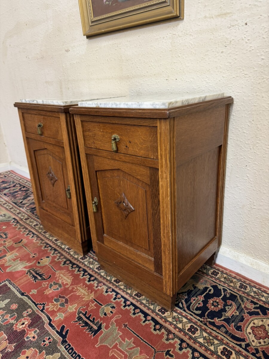 PAIR OF FRENCH OAK ART DECO MARBLE TOP BEDSIDE CABINETS CIRCA 1920 - Image 2