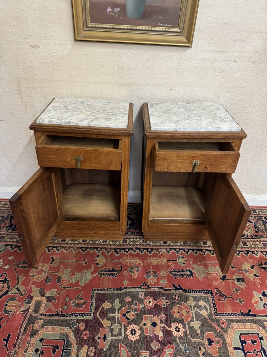 PAIR OF FRENCH OAK ART DECO MARBLE TOP BEDSIDE CABINETS CIRCA 1920 - Image 7