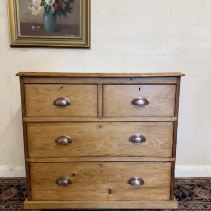 NEAT SIZED ANTIQUE PINE CHEST OF FOUR DRAWERS CIRCA 1890