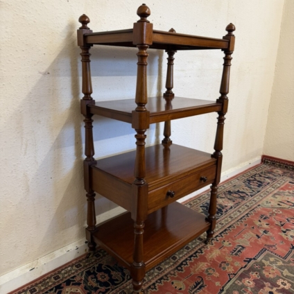 QUALITY ANTIQUE MAHOGANY FOUR TIER WHATNOT/ETAGERE CIRCA 1880