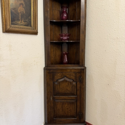QUALITY OAK CORNER CUPBOARD