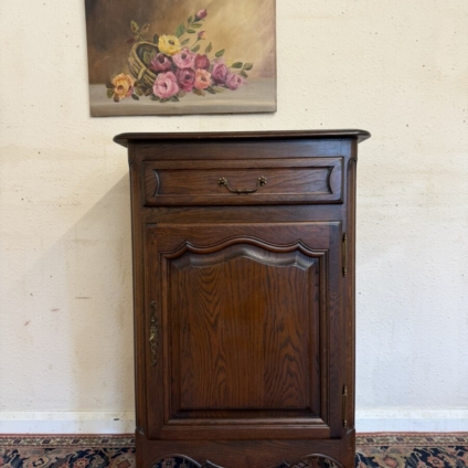 QUALITY FRENCH OAK SINGLE DOOR CUPBOARD CIRCA 1950