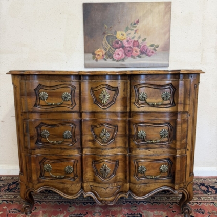 QUALITY FRENCH WALNUT SERPENTINE COMMODE/CHEST OF DRAWERS CIRCA 1950
