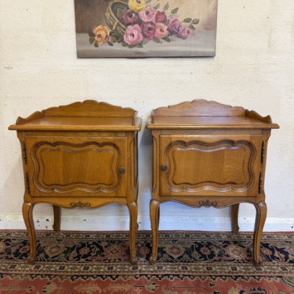 PAIR OF FRENCH OAK BEDSIDE CABINETS CIRCA 1950