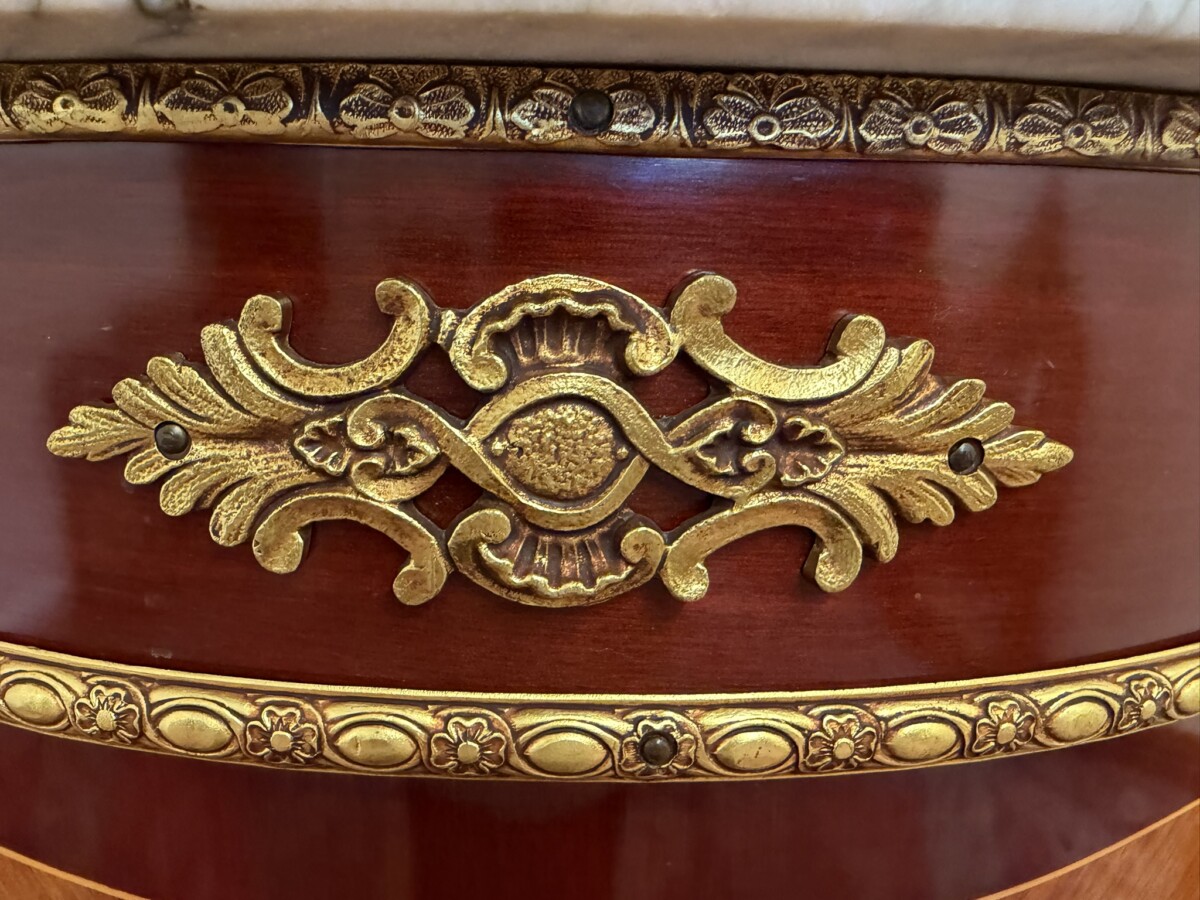 QUALITY FRENCH MARBLE TOP CURVED SIDE CABINET - Image 7