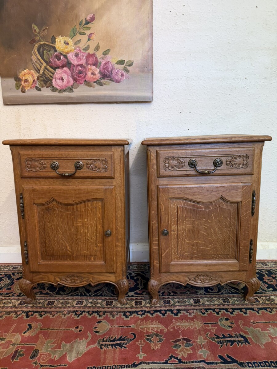 PAIR OF FRENCH CARVED OAK BEDSIDE CABINETS CIRCA 1950