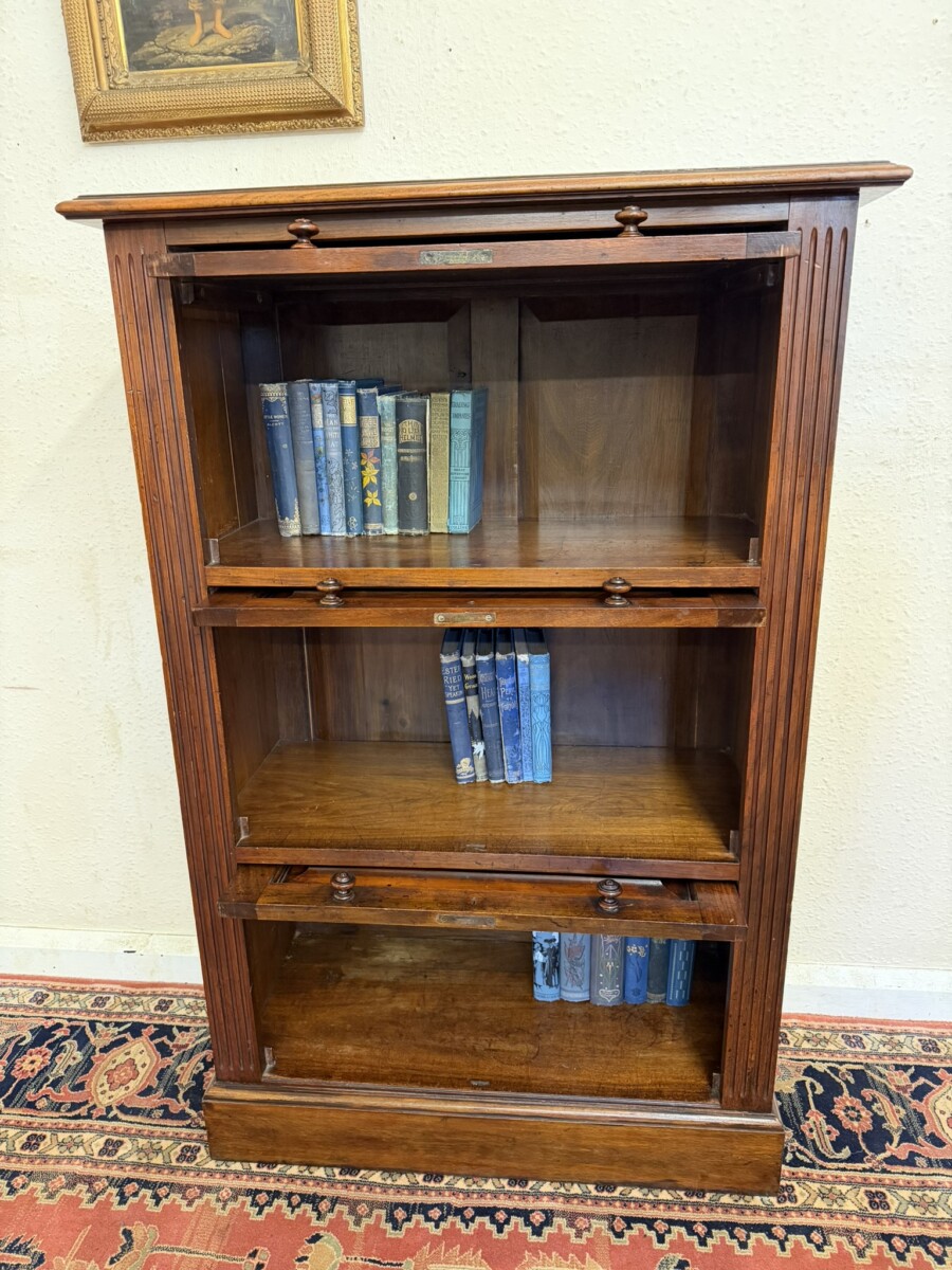 ANTIQUE CARVED WALNUT THREE DOOR BARRISTERS CABINET CIRCA 1910 - Image 10
