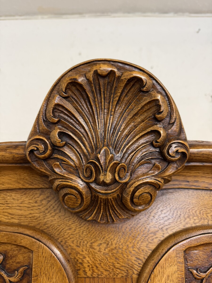 ANTIQUE FRENCH CARVED OAK GLAZED CABINET CIRCA 1930 - Image 5