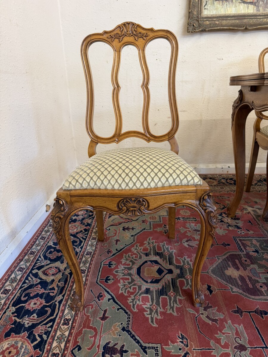 ANTIQUE FRENCH CARVED OAK PARQUETRY TOP EXTENDING TABLE & SIX CHAIRS CIRCA 1930 - Image 7
