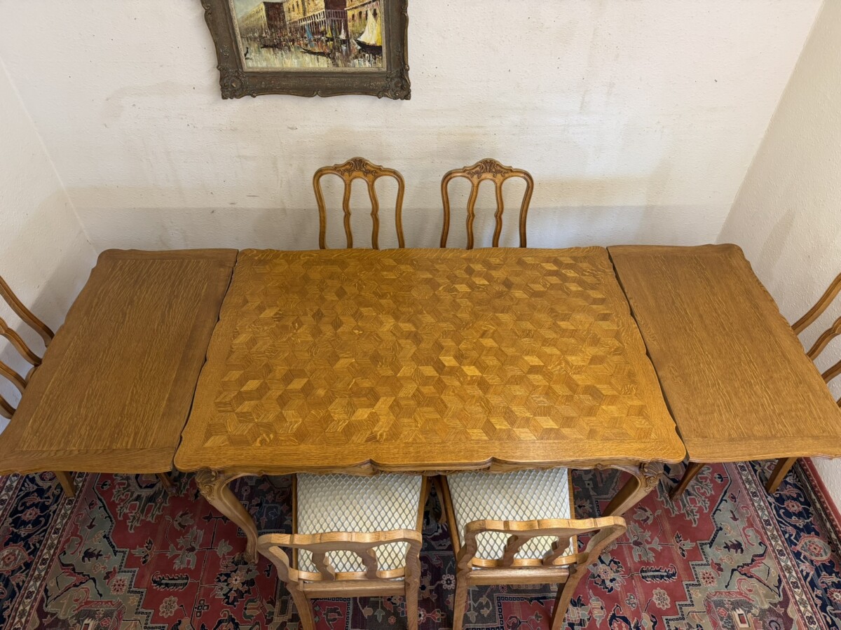 ANTIQUE FRENCH CARVED OAK PARQUETRY TOP EXTENDING TABLE & SIX CHAIRS CIRCA 1930 - Image 13