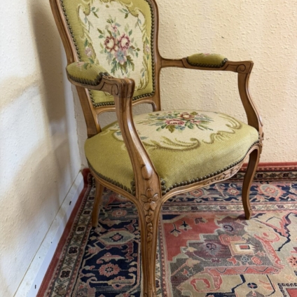 ELEGANT FRENCH CARVED WALNUT NEEDLEPOINT ARMCHAIR CIRCA 1930