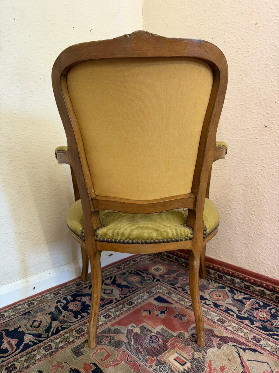 ELEGANT FRENCH CARVED WALNUT NEEDLEPOINT ARMCHAIR CIRCA 1930 - Image 10