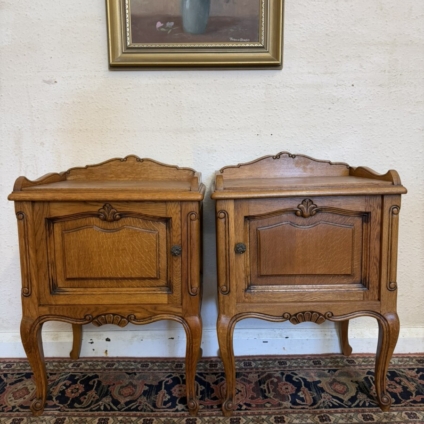 PAIR OF FRENCH CARVED OAK BEDSIDE CABINETS CIRCA 1950