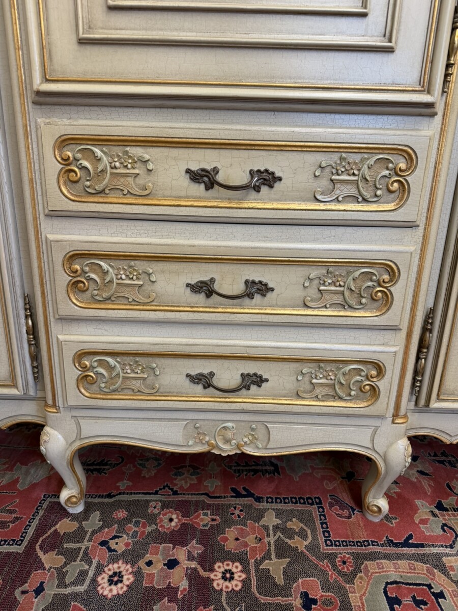 STUNNING FRENCH ROCOCO STYLE FIVE DOOR CARVED ARMOIRE/WARDROBE - Image 6