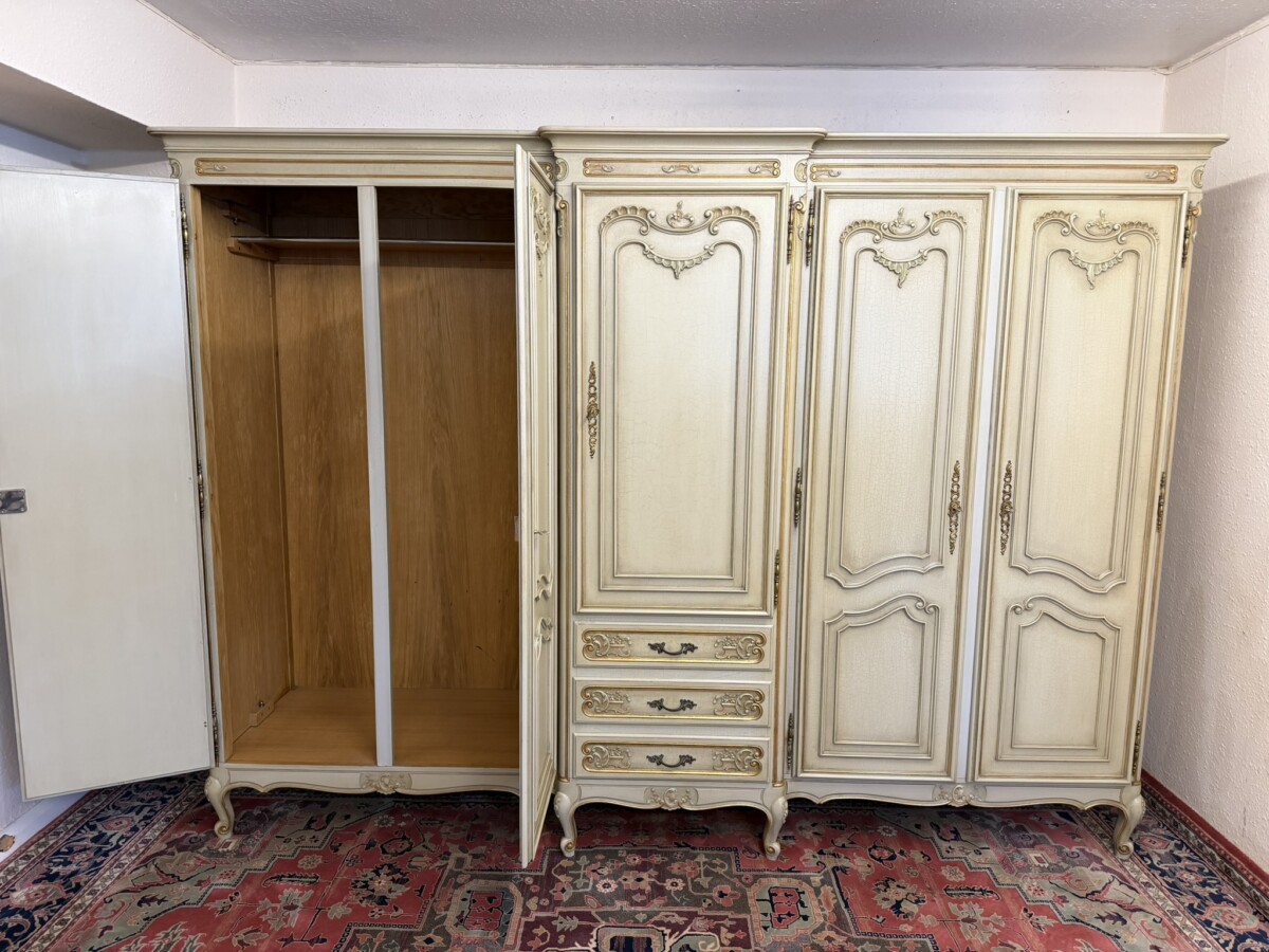 STUNNING FRENCH ROCOCO STYLE FIVE DOOR CARVED ARMOIRE/WARDROBE - Image 7