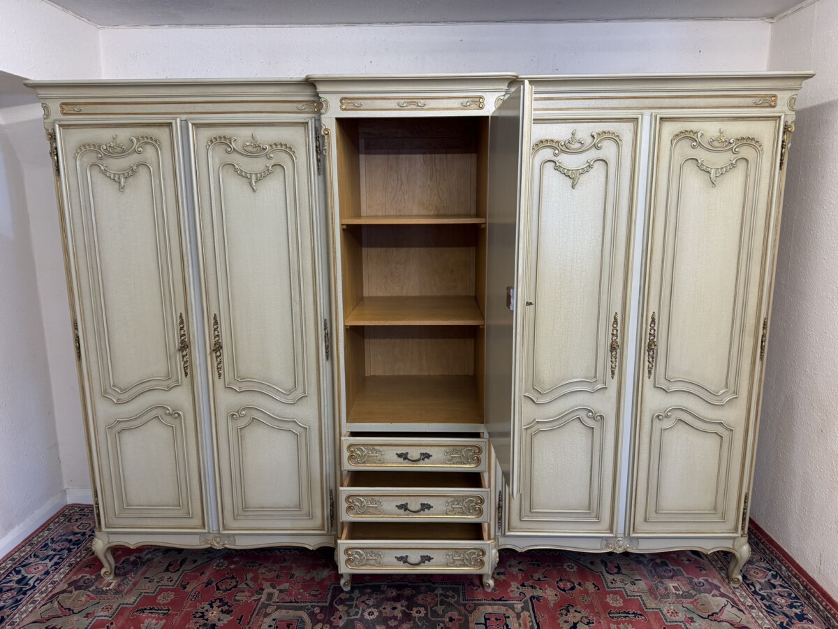 STUNNING FRENCH ROCOCO STYLE FIVE DOOR CARVED ARMOIRE/WARDROBE - Image 9