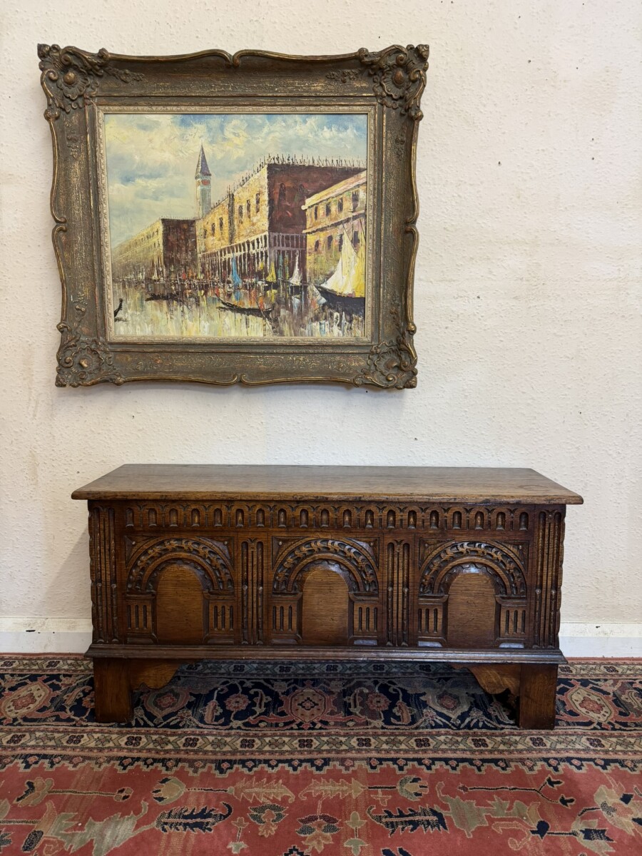 TITCHMARSH AND GOODWIN CARVED OAK COFFER/STORAGE CHEST