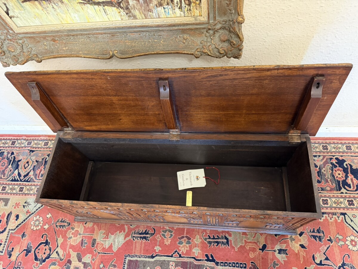 TITCHMARSH AND GOODWIN CARVED OAK COFFER/STORAGE CHEST - Image 8
