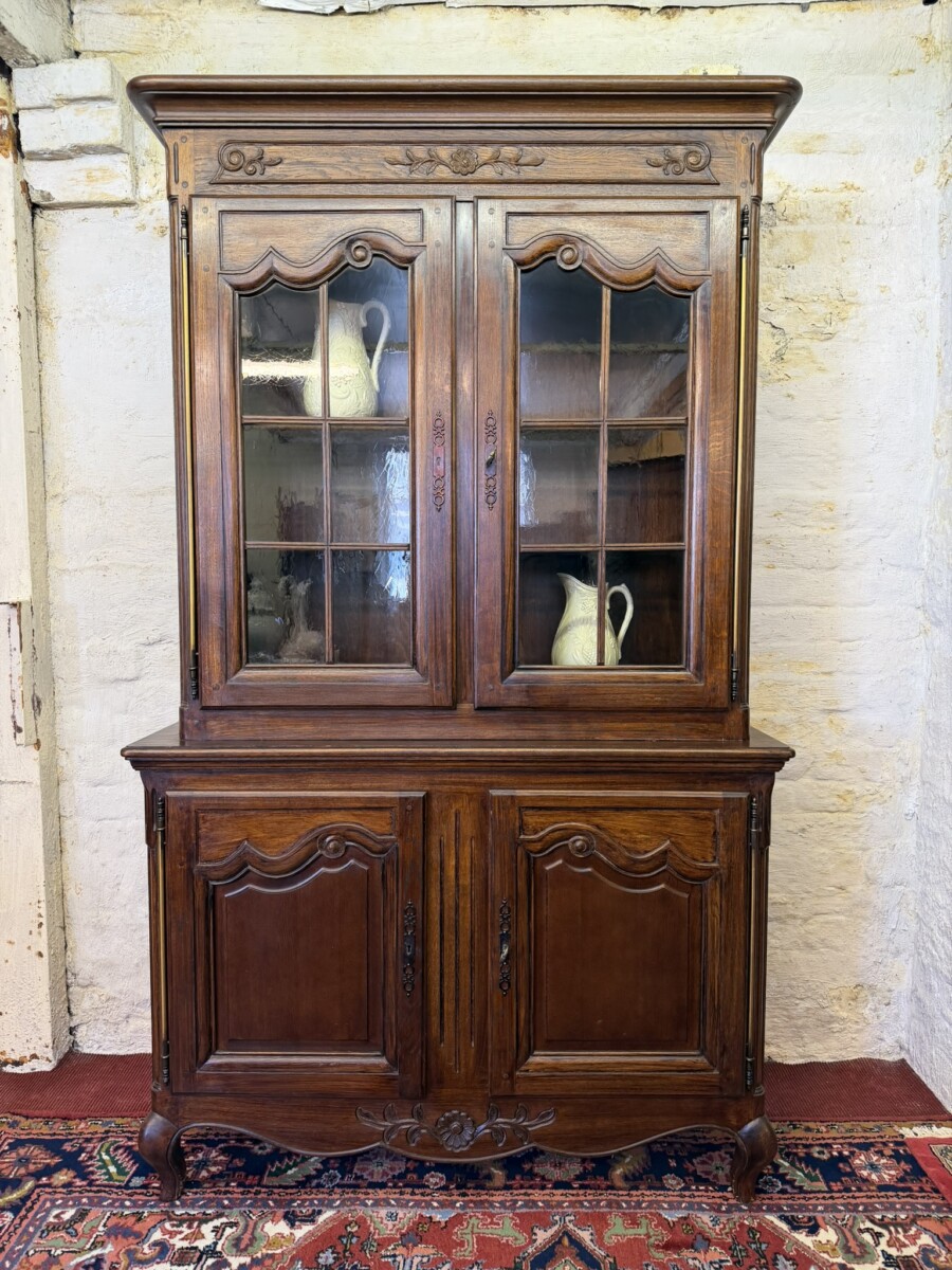 ANTIQUE FRENCH COUNTRY OAK CUPBOARD/CABINET CIRCA 1930