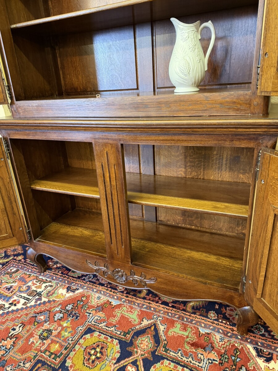 ANTIQUE FRENCH COUNTRY OAK CUPBOARD/CABINET CIRCA 1930 - Image 8