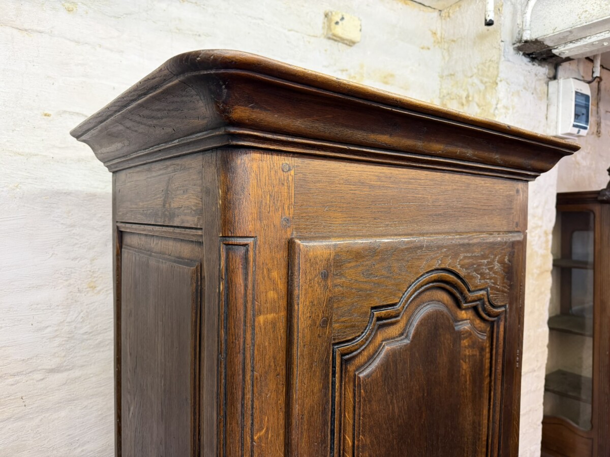 ANTIQUE FRENCH SINGLE DOOR ARMOIRE/WARDROBE/HALL ROBE CIRCA 1920 - Image 5