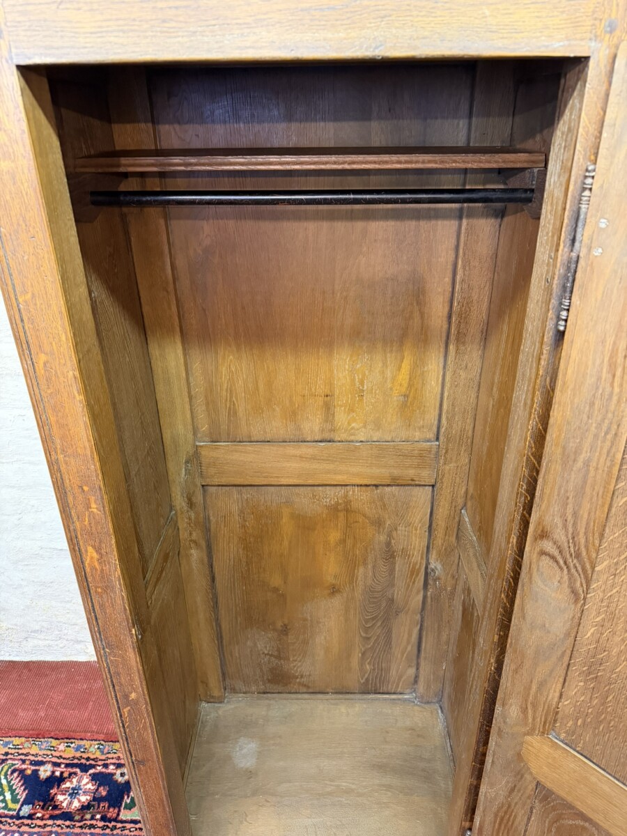 ANTIQUE FRENCH SINGLE DOOR ARMOIRE/WARDROBE/HALL ROBE CIRCA 1920 - Image 7