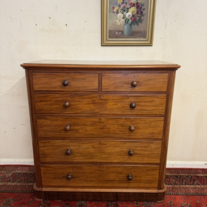 QUALITY ANTIQUE VICTORIAN MAHOGANY CHEST OF DRAWERS CIRCA 1850