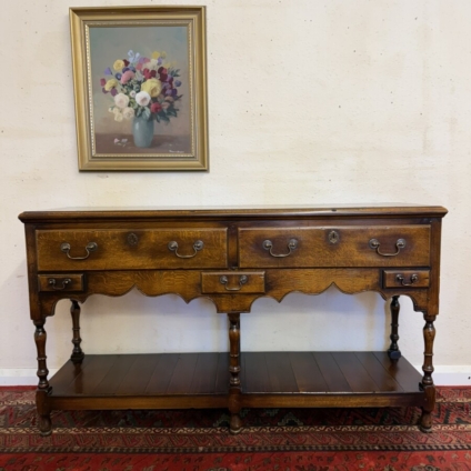 QUALITY OAK POT BOARD DRESSER/ SIDEBOARD