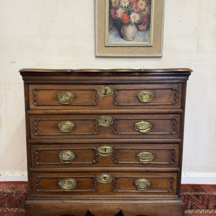 FANTIQUE LATE 18TH CENTURY WALNUT BATCHELORS CHEST/COMMODE CIRCA 1790