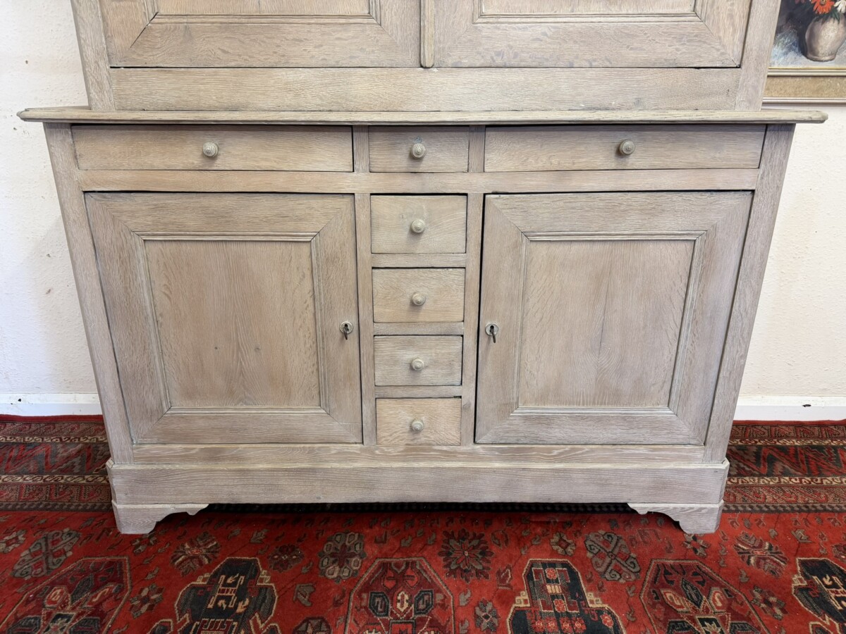 ANTIQUE FRENCH LIMED OAK HOUSEKEEPERS CUPBOARD CIRCA 1830 - Image 6