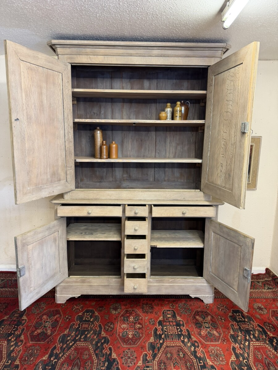 ANTIQUE FRENCH LIMED OAK HOUSEKEEPERS CUPBOARD CIRCA 1830 - Image 15