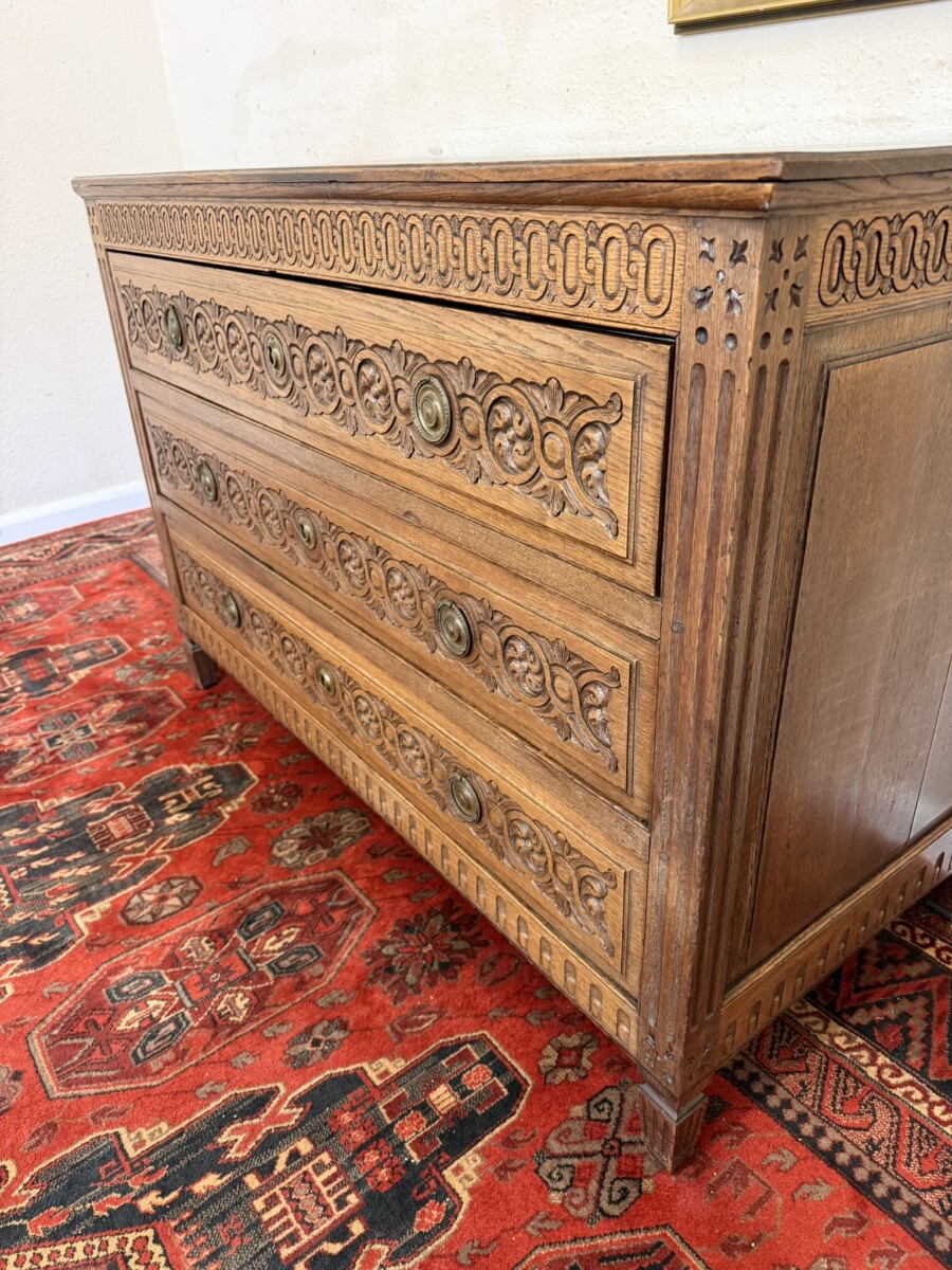 FRENCH OAK EARLY 19TH CENTUREY COMMODE/CHEST CIRCA 1820 - Image 5