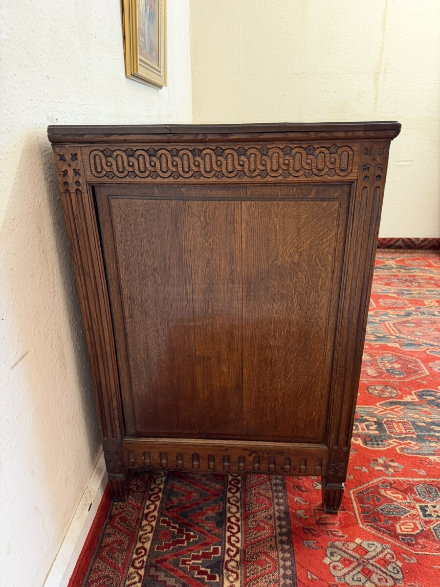 FRENCH OAK EARLY 19TH CENTUREY COMMODE/CHEST CIRCA 1820 - Image 10
