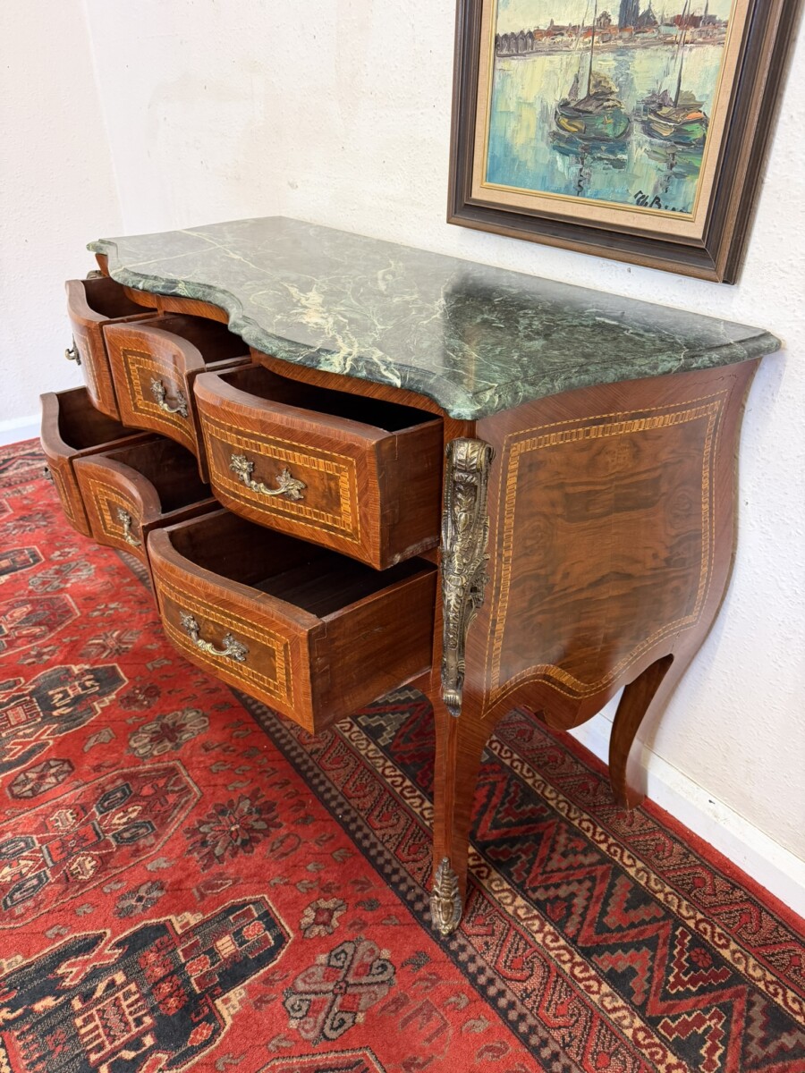 FRENCH SHAPED INLAID WALNUT MARBLE TOP COMMODE/CHEST CIRCA 1950 - Image 10