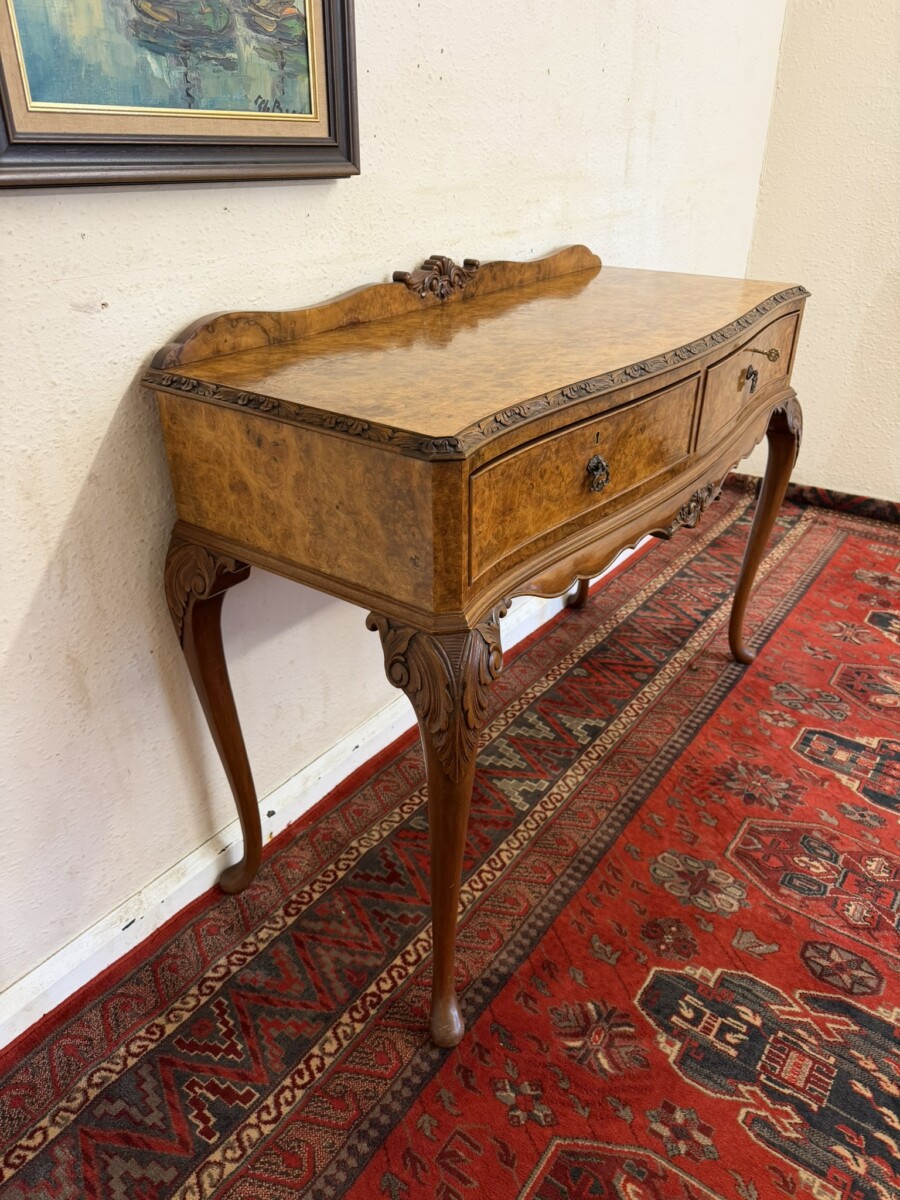 SHAPED CARVED BURR WALNUT TWO DRAWER SIDE TABLE/HALL TABLE - Image 4