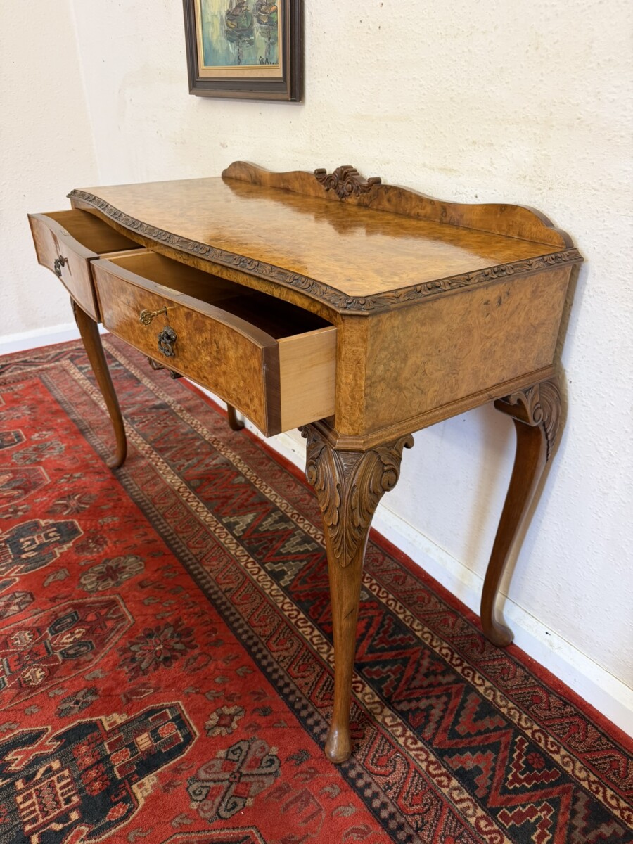 SHAPED CARVED BURR WALNUT TWO DRAWER SIDE TABLE/HALL TABLE - Image 11