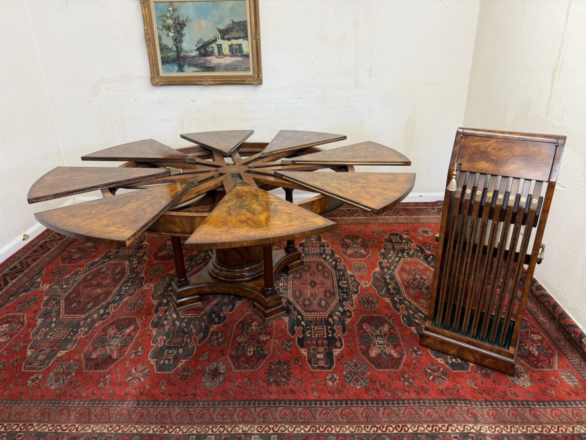 REGENCY STYLE FLAME MAHOGANY THEODORE ALEXANDER ROUND JUPE TABLE - Image 7