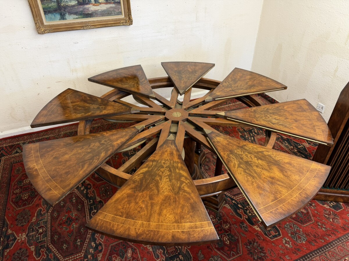 REGENCY STYLE FLAME MAHOGANY THEODORE ALEXANDER ROUND JUPE TABLE - Image 9
