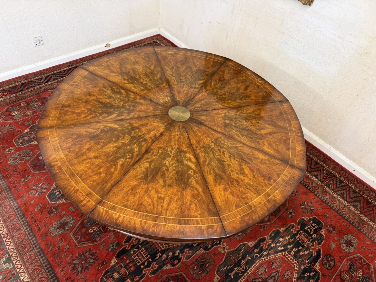 REGENCY STYLE FLAME MAHOGANY THEODORE ALEXANDER ROUND JUPE TABLE - Image 16