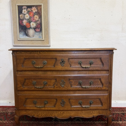 ANTIQUE FRENCH OAK CARVED CHEST OF DRAWERS CIRCA 1900