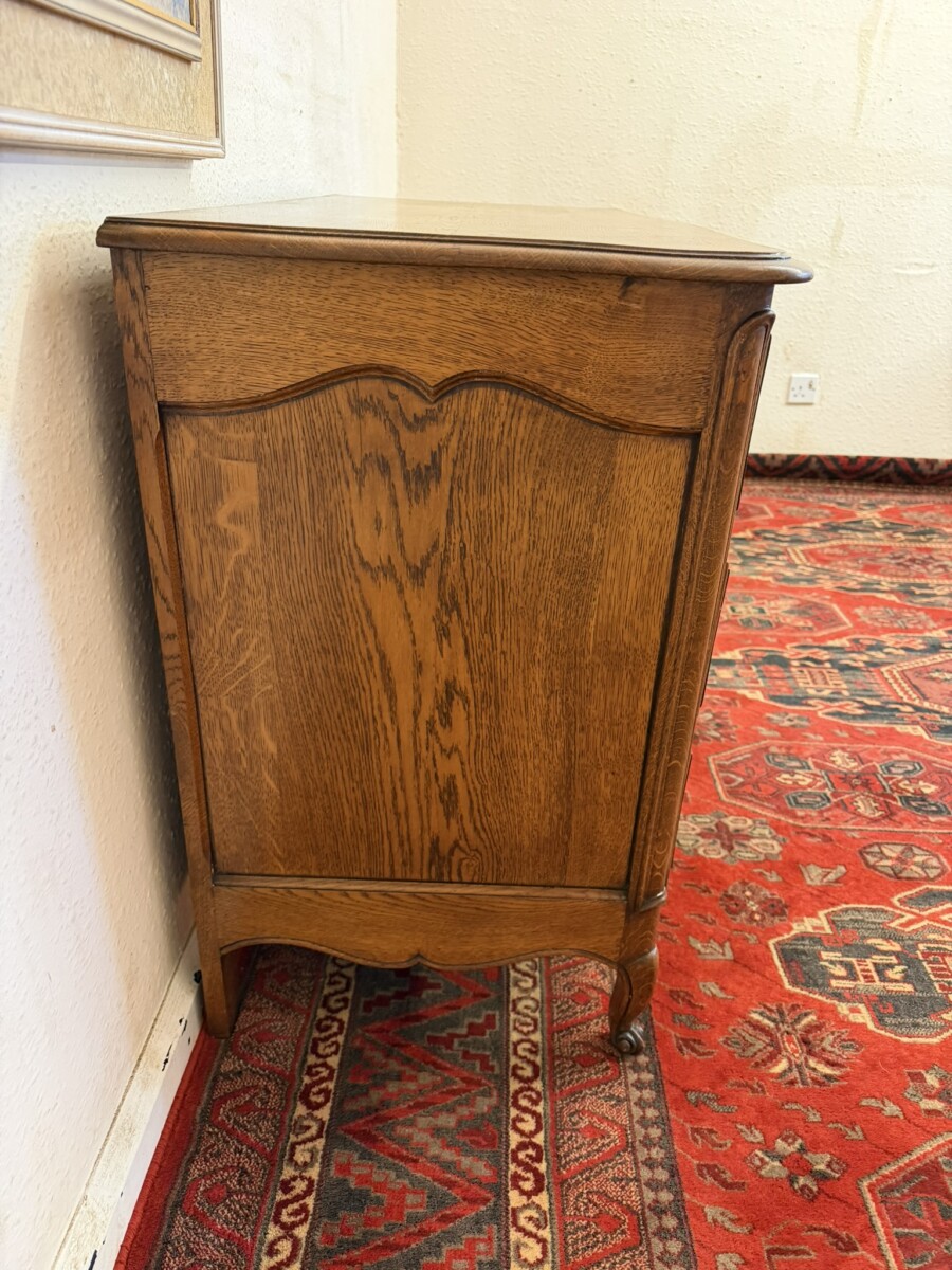 ANTIQUE FRENCH OAK CARVED CHEST OF DRAWERS CIRCA 1900 - Image 6