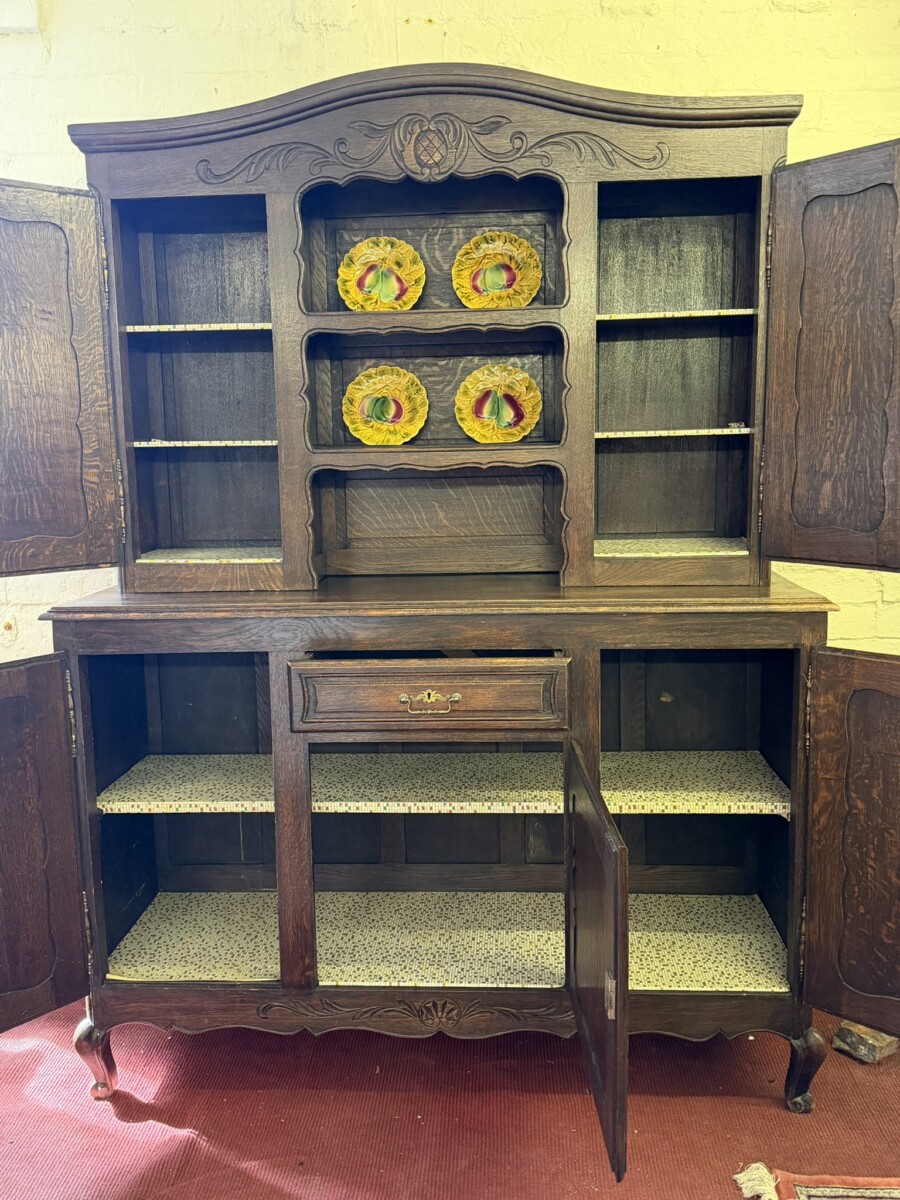 FRENCH CARVED OAK SHAPED TOP DRESSER CIRCA 1930 - Image 12
