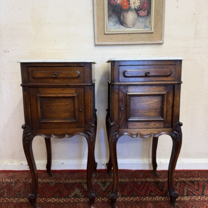 PAIR OF ANTIQUE FRENCH OAK MARBLE TOP BEDSIDE CABINETS CIRCA 1890