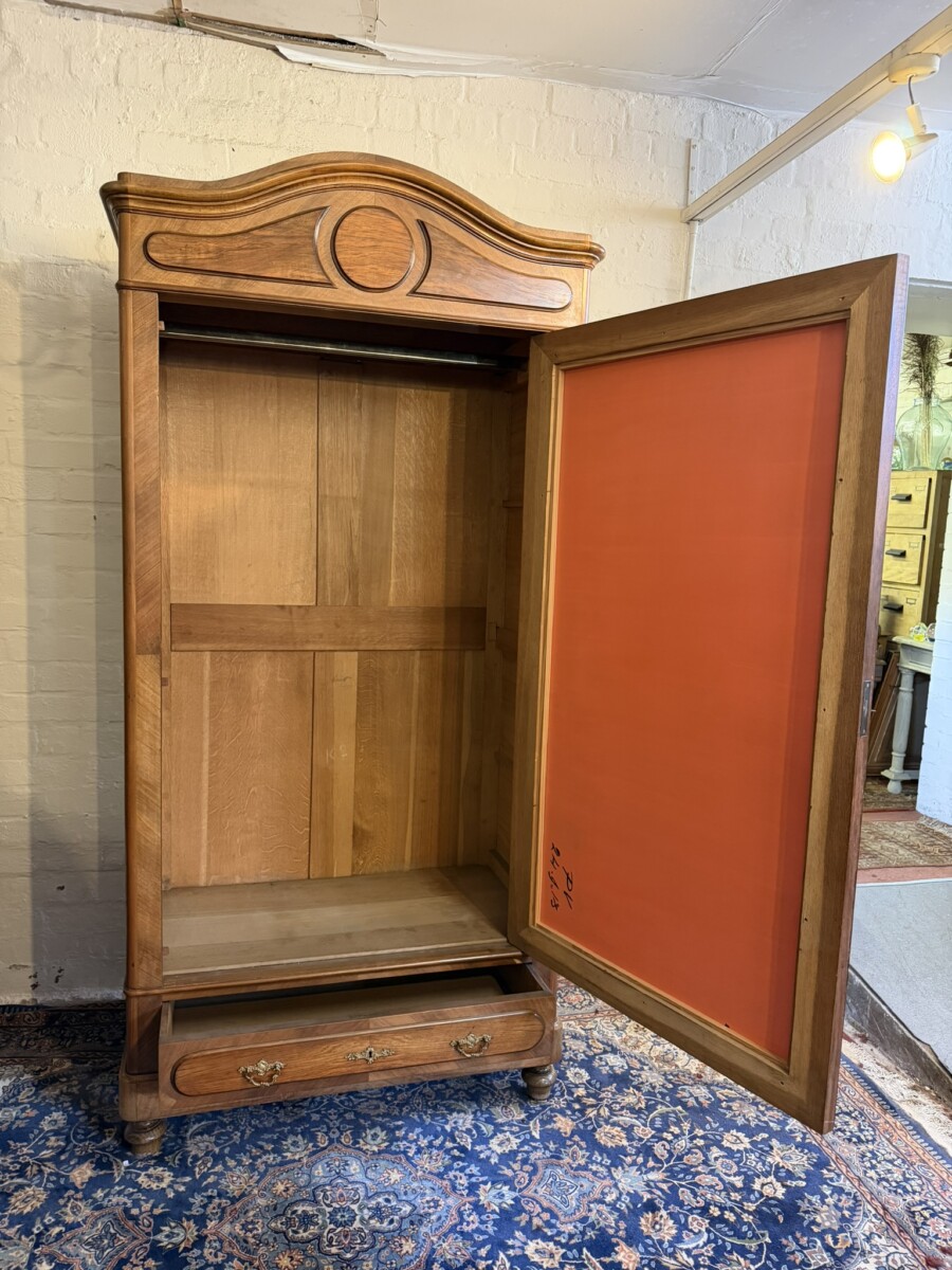 ANTIQUE FRENCH WALNUT MIRROR DOOR ARMOIRE/WARDOBE CIRCA 1890 - Image 10